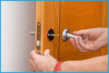Lock Locksmith Services Overland Park, KS 913-364-2666 Lock Locksmith Services Overland Park, KS 913-364-2666 - 12-changing-locks