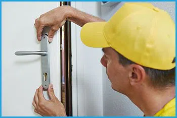 Lock Locksmith Services Overland Park, KS 913-364-2666 - 4-professional-locksmith